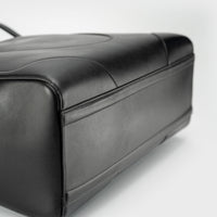 (NEW) ITALIAN ZIP TOTE