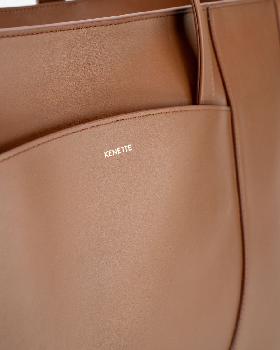 (NEW) ITALIAN ZIP TOTE